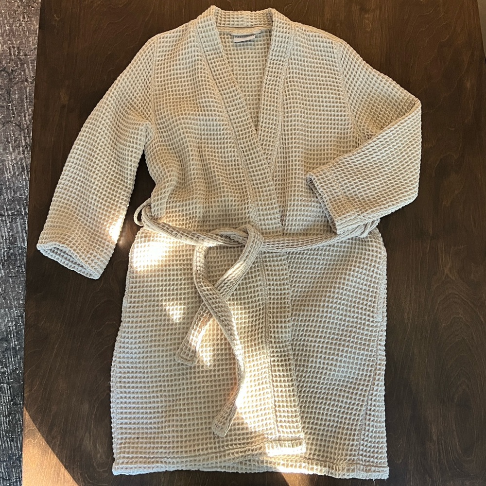 Parachute Beige Waffle Robe - Picture 3 of 3
